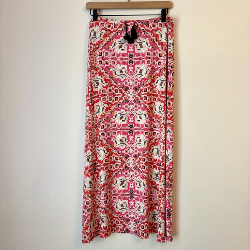 J Jill soft, stretchy maxi skirt Small pink white